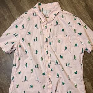 Short sleeve button down pink w/ cacti